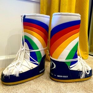 Rainbow moon boots PERF CONDITION 35-38